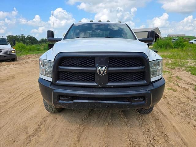 Image of Dodge Ram 3500 equipment image 1