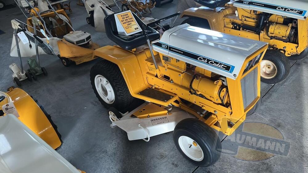 Main image Cub Cadet 127