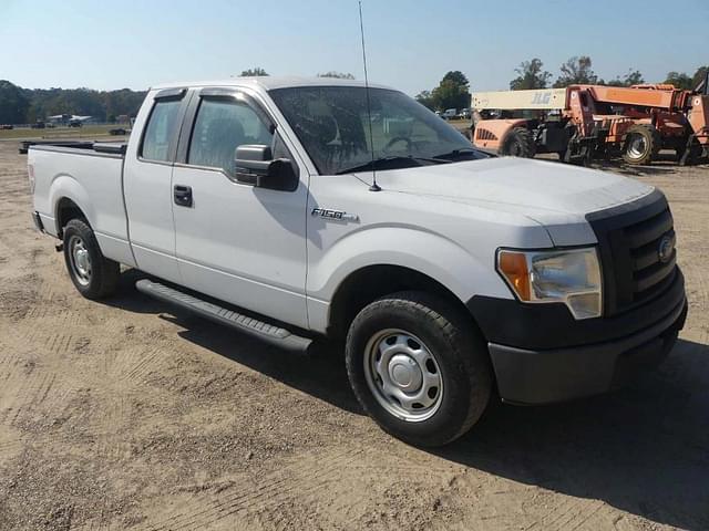 Image of Ford F-150 equipment image 1