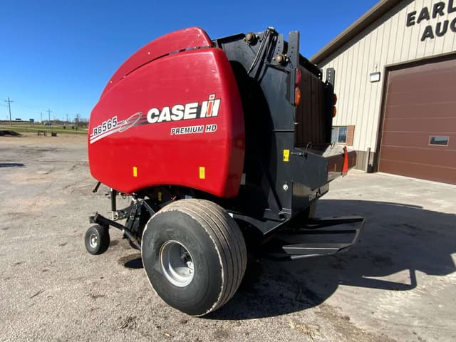 Image of Case IH RB565 equipment image 2