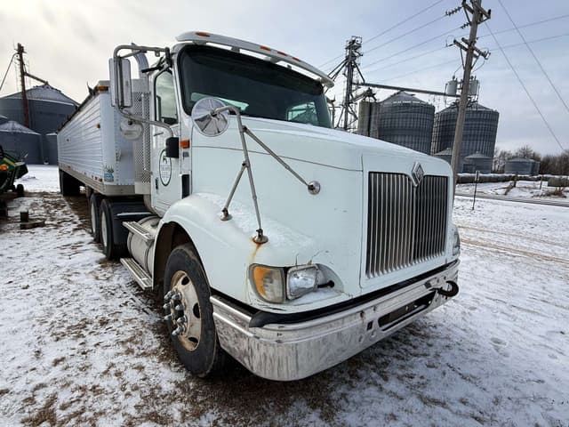 Image of International 9200i equipment image 4