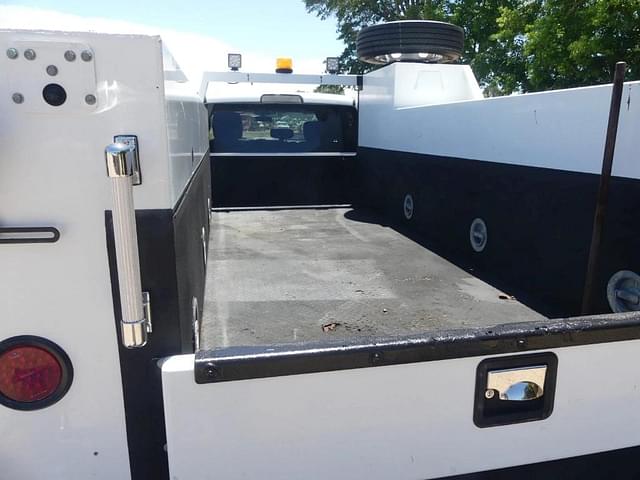 Image of Dodge Ram 5500 equipment image 4