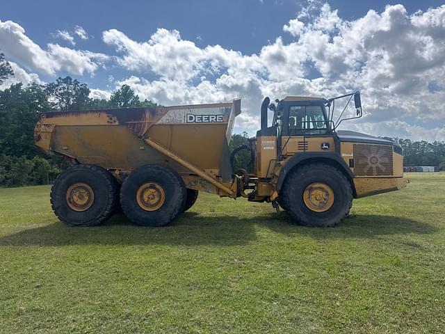 Image of John Deere 460E equipment image 3