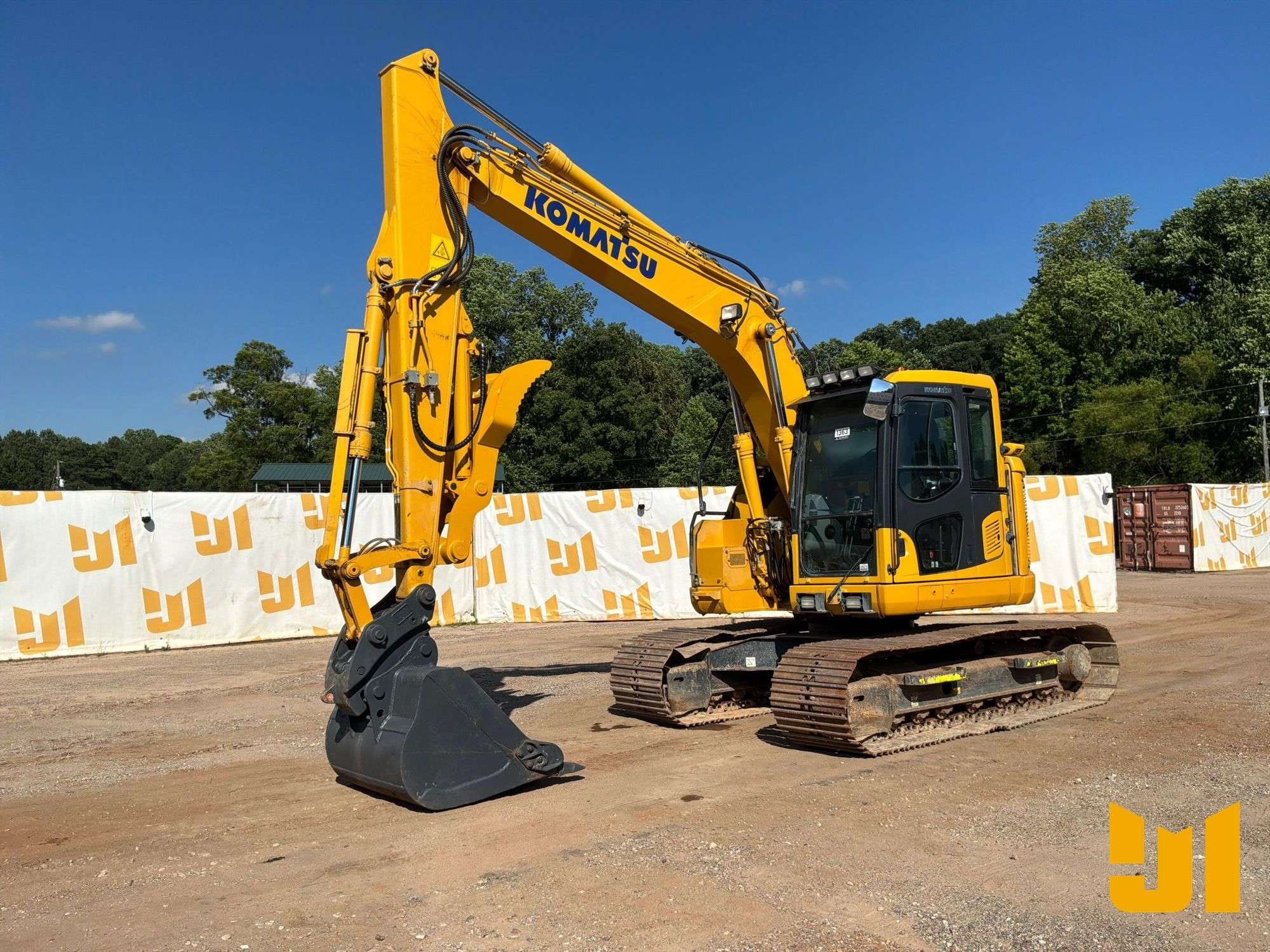 2022 Komatsu PC138USLC-11 Equipment Image0