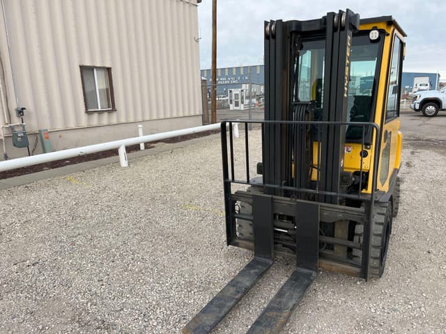 Image of Hyster 60XT equipment image 2