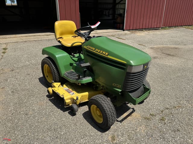 Image of John Deere 345 equipment image 4