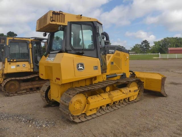Image of John Deere 650K XLT equipment image 2