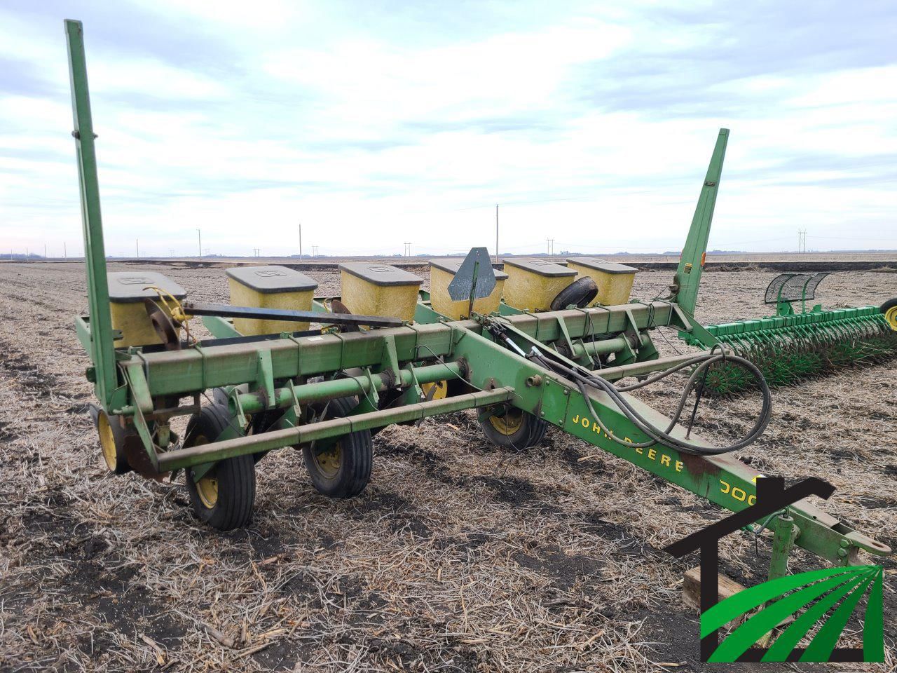 Main image John Deere 7000