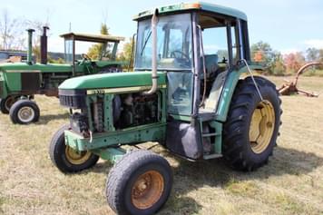 Main image John Deere 6410