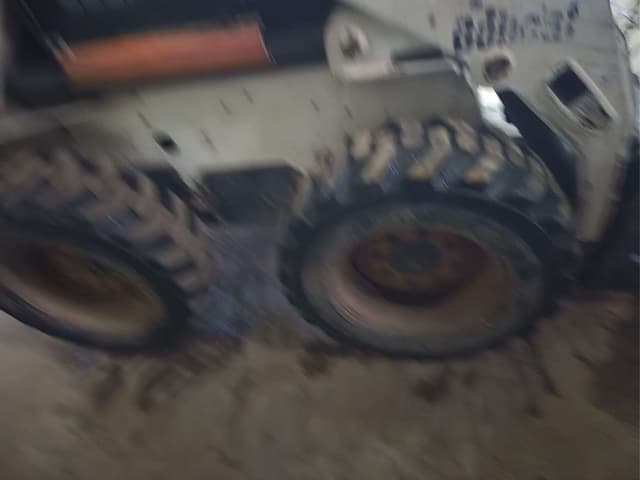 Image of Bobcat 773 equipment image 4