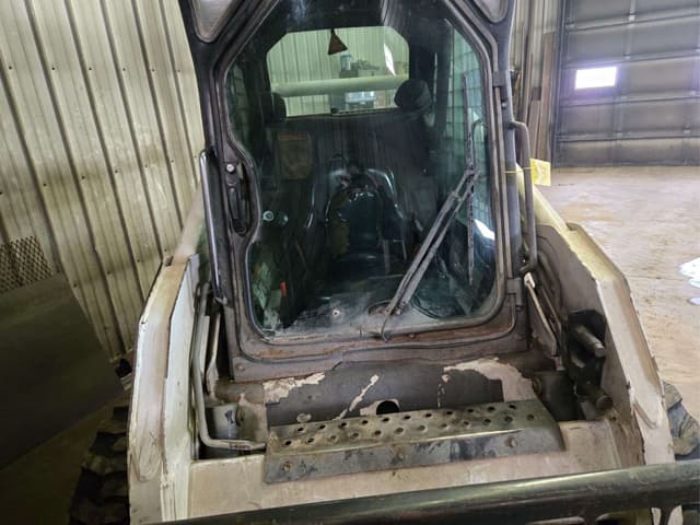 Image of Bobcat 773 equipment image 2