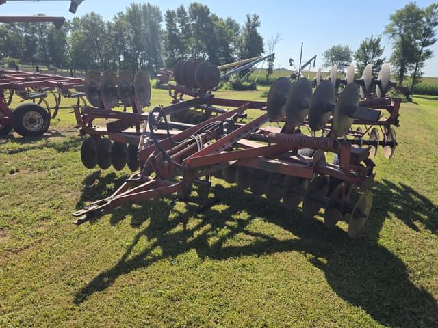 Image of International Harvester 470 equipment image 1