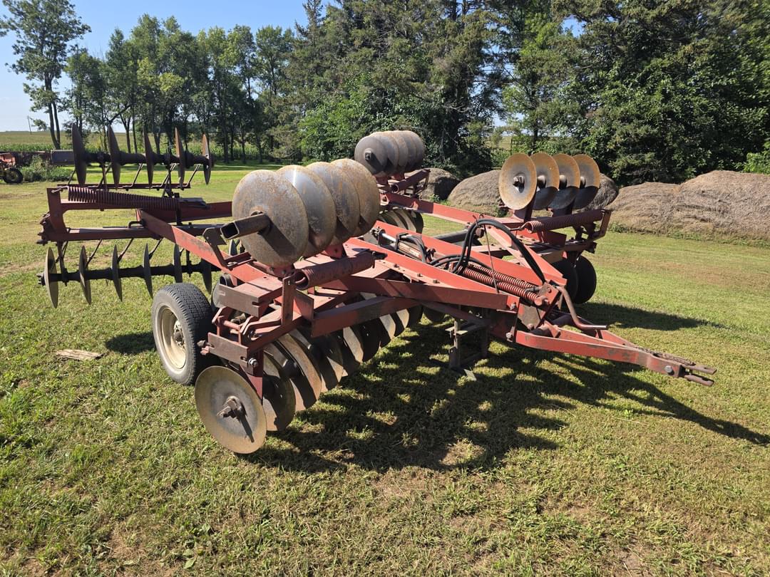 Image of International Harvester 470 Primary image