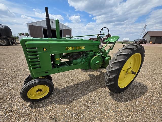 Image of John Deere B equipment image 2