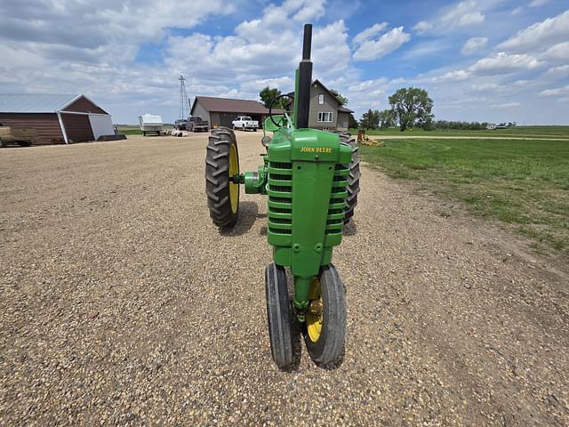 Image of John Deere B equipment image 1