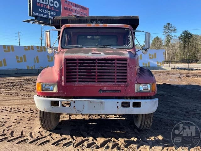 Image of International 4700 equipment image 1