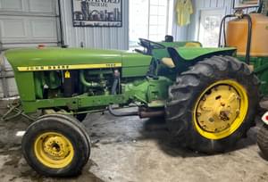 John Deere 1020 Image