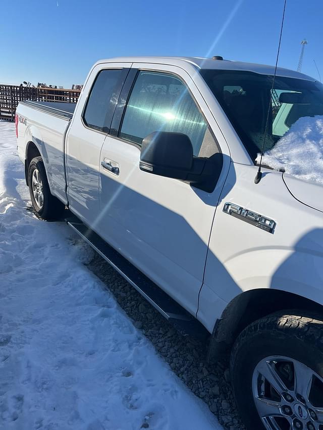 Image of Ford F-150 equipment image 3