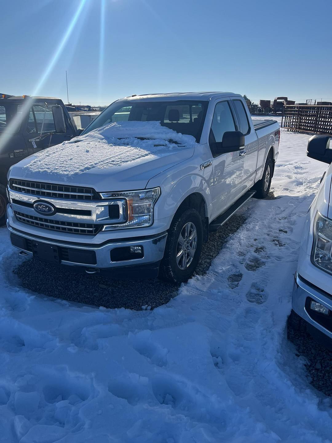 Image of Ford F-150 Primary image