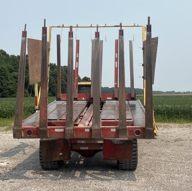 Image of New Holland 1049 equipment image 3