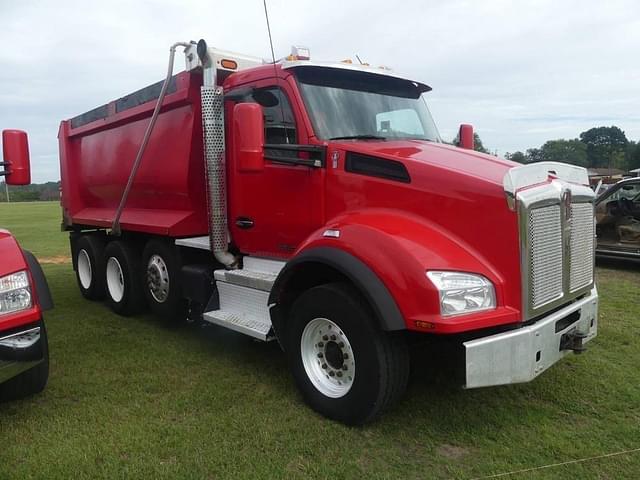 Image of Kenworth T880 equipment image 1