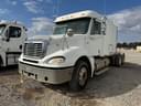 2005 Freightliner Columbia Image