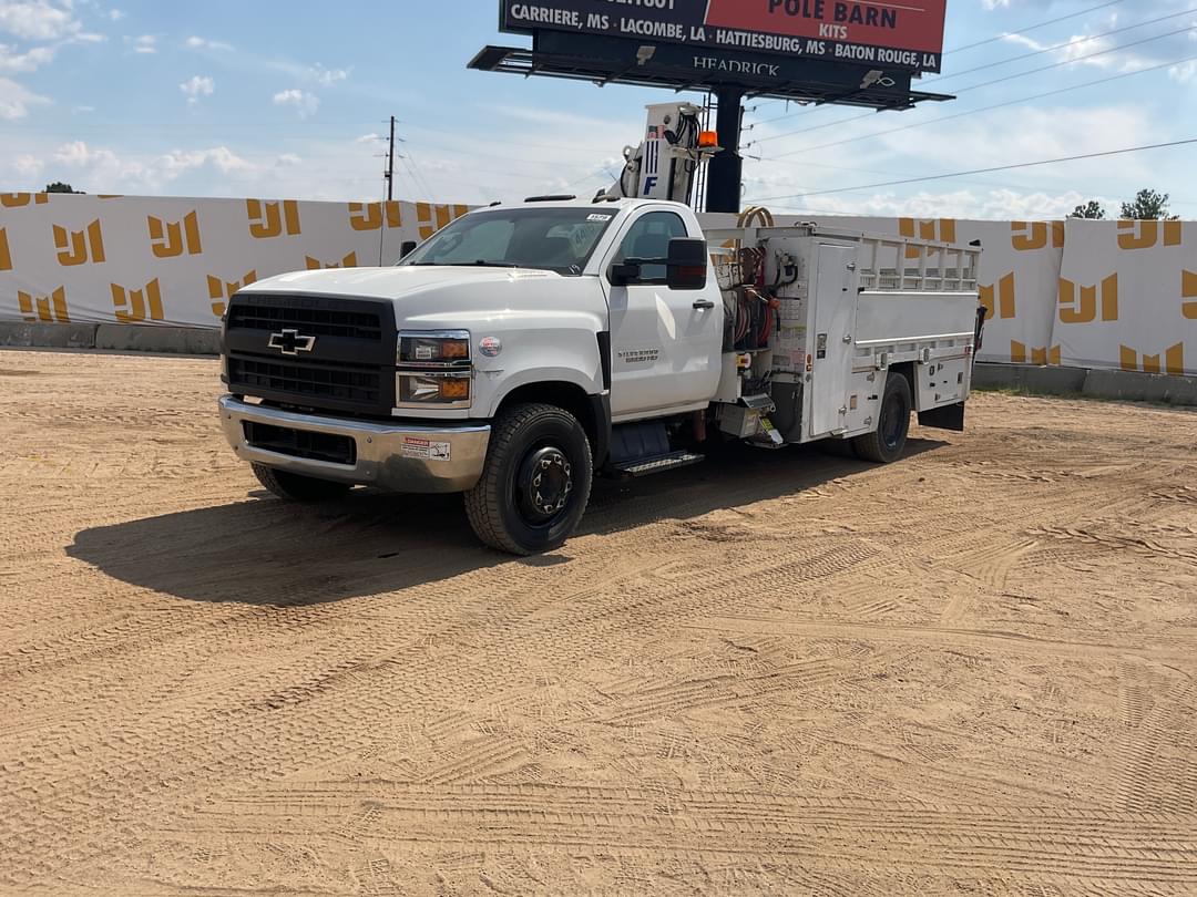 Image of Chevrolet 5500HD Primary image