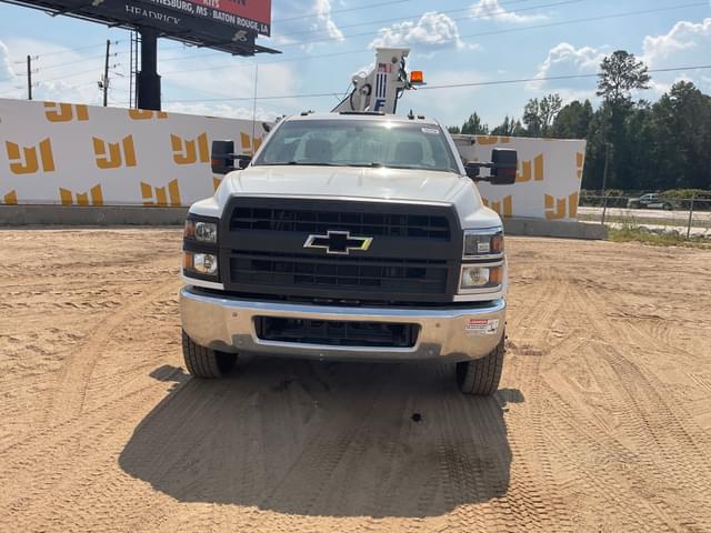 Image of Chevrolet 5500HD equipment image 1