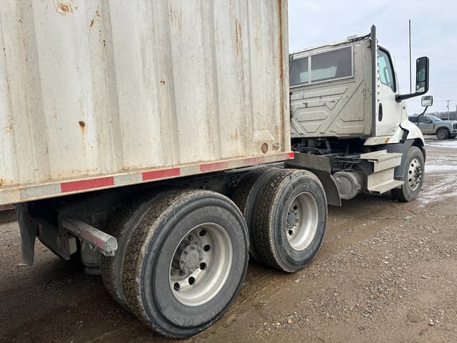 Image of International RH613 equipment image 2