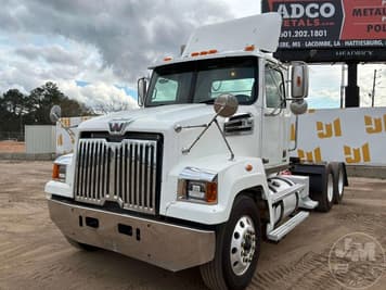 Main image Western Star 4700