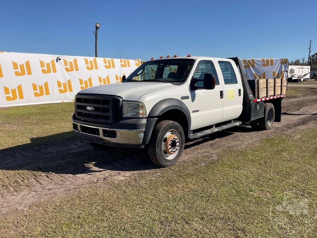 2007 Ford F-450 Equipment Image0