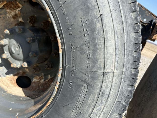 Image of International 9600 equipment image 2