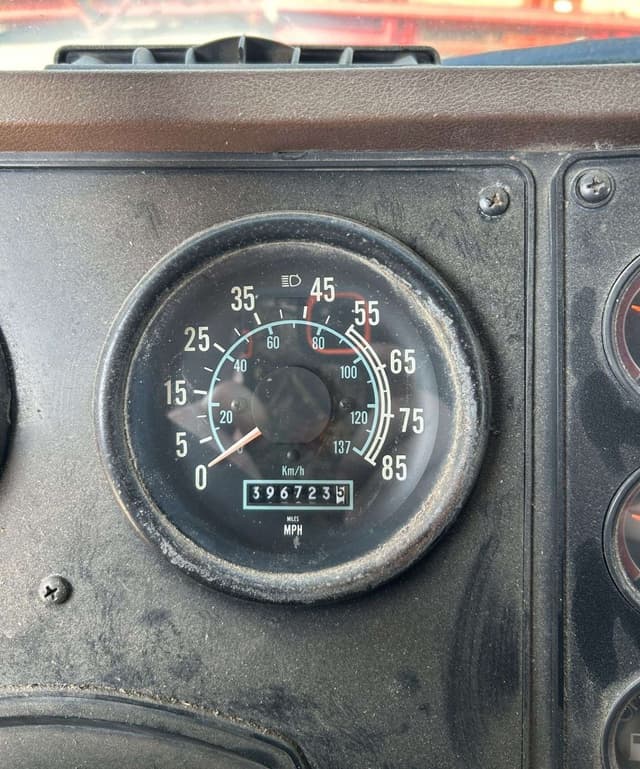 Image of International 9600 equipment image 3