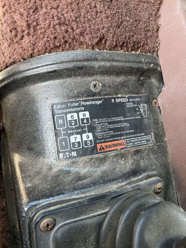 Image of International 9600 equipment image 4