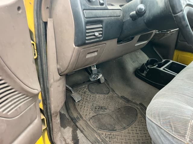 Image of Ford Super Duty equipment image 4