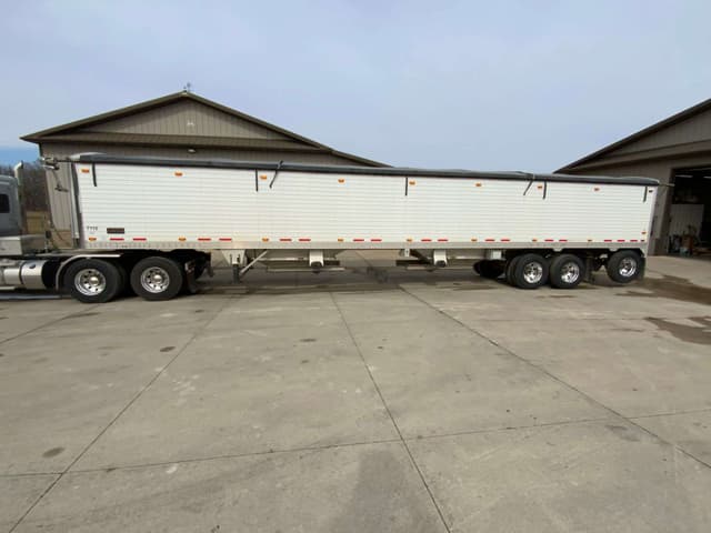 Image of Timpte Grain Trailer equipment image 1
