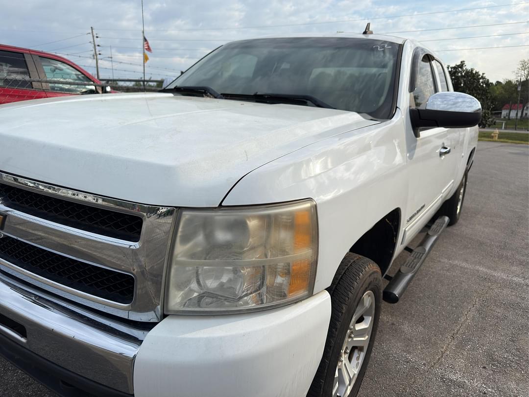 Image of Chevrolet 1500 Primary image