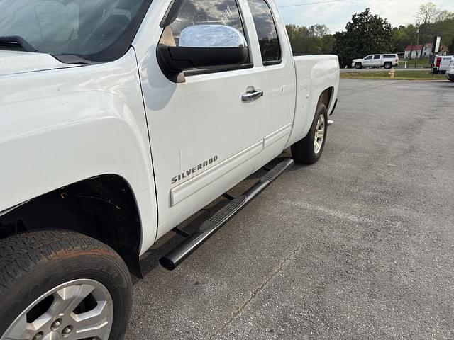 Image of Chevrolet 1500 equipment image 2