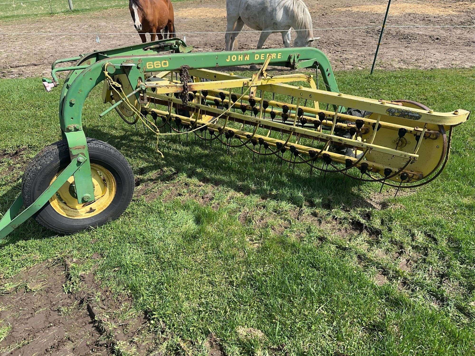 John Deere 660 Equipment Image0