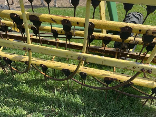 Image of John Deere 660 equipment image 3