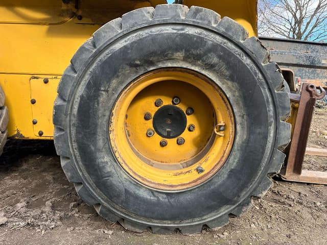 Image of John Deere 270 equipment image 2