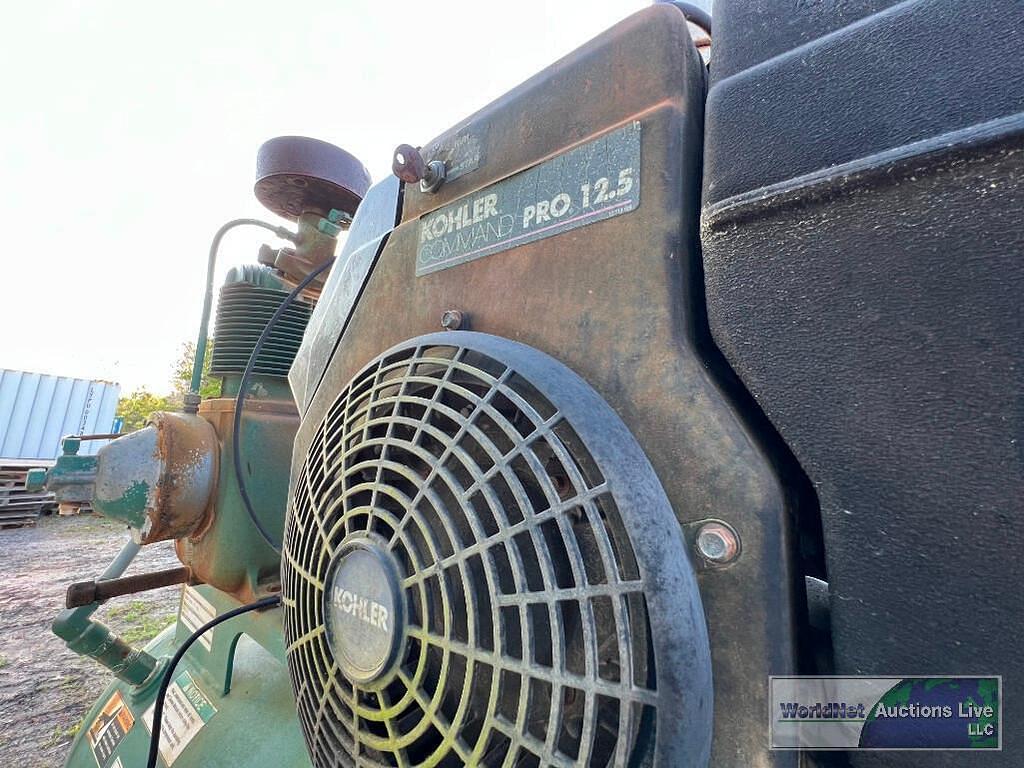 Main image Ford F-650 36
