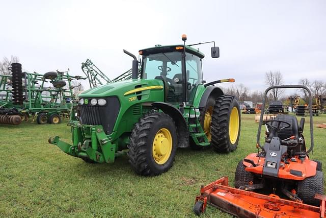 Image of John Deere 7830 equipment image 1