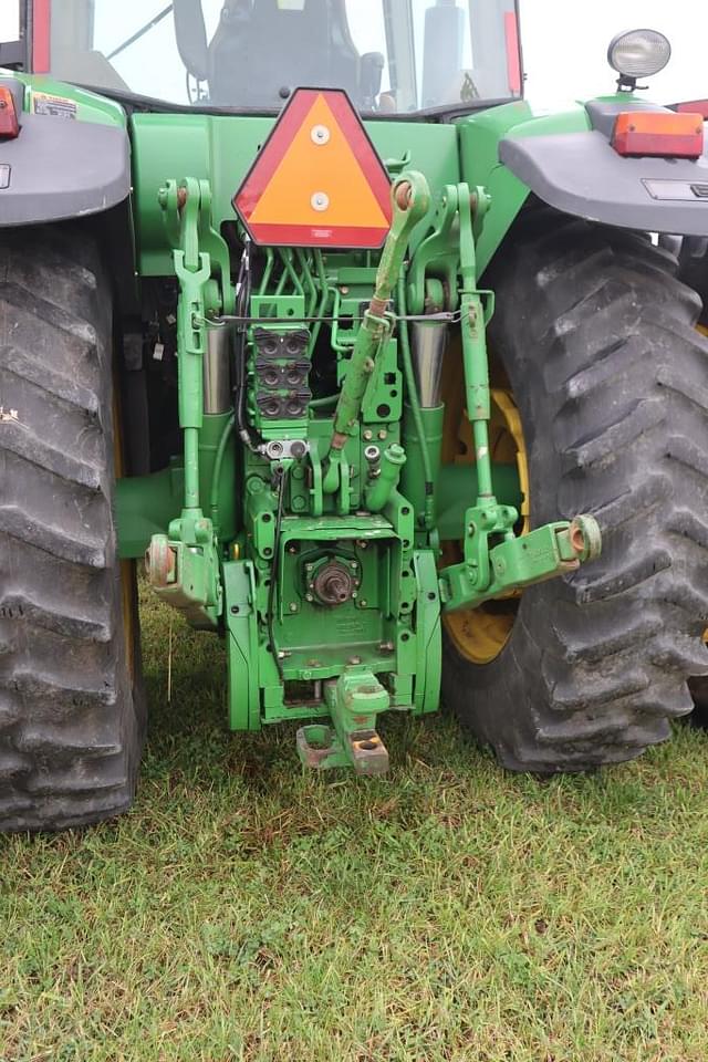 Image of John Deere 7830 equipment image 3