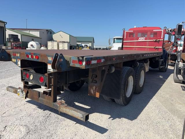 Image of Mack CV713 equipment image 4
