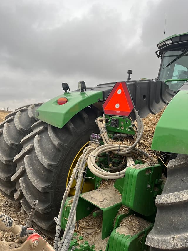 Image of John Deere 9R 540 equipment image 2