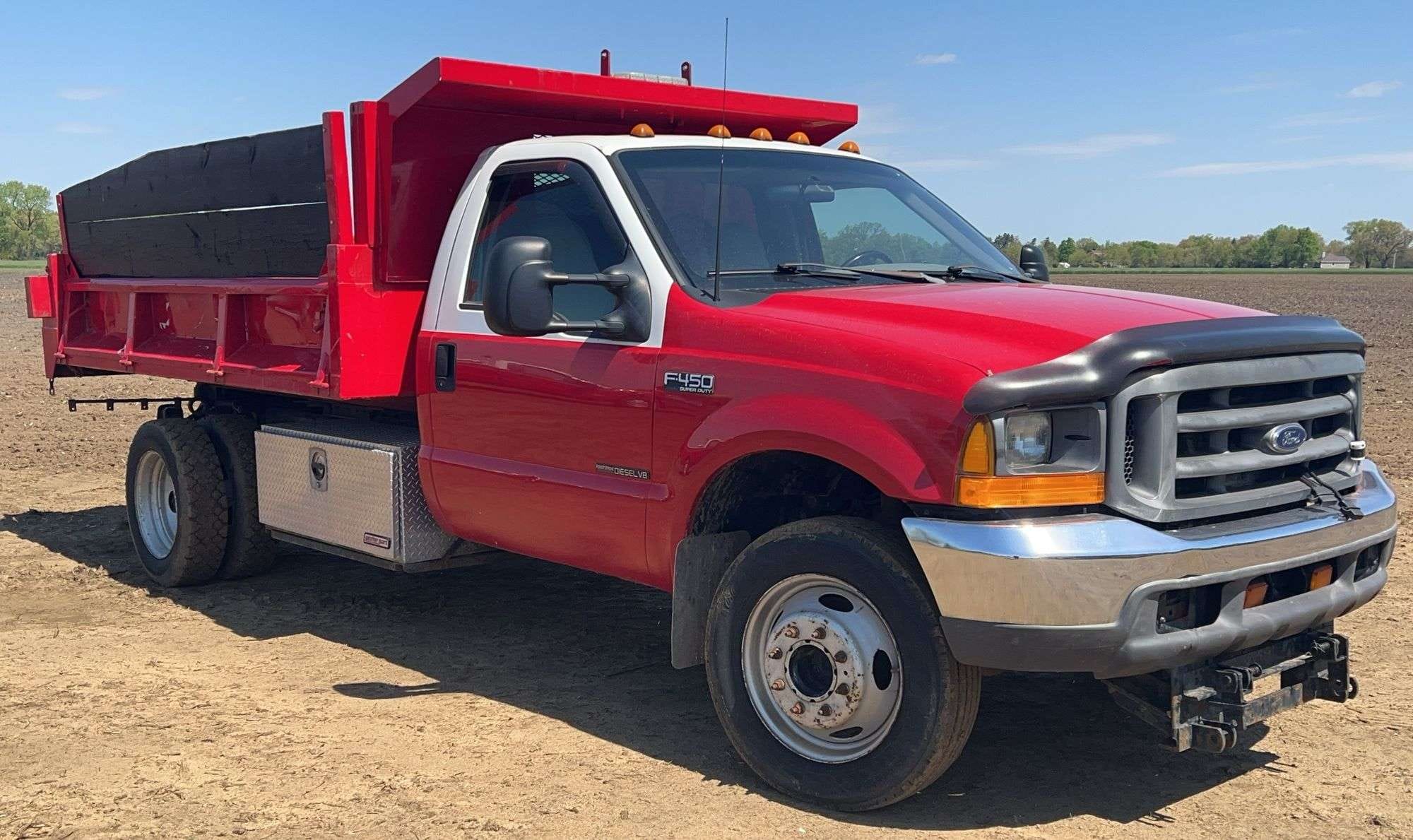 1999 Ford F-450 Equipment Image0