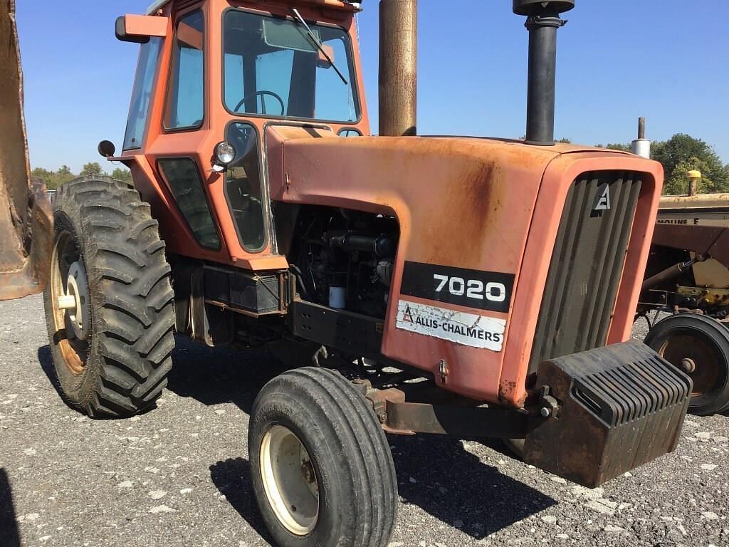 Image of Allis Chalmers 7020 Primary image