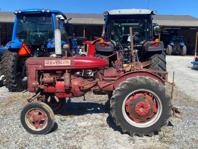 Image of Farmall A equipment image 1