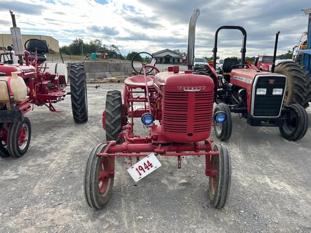 Image of Farmall A equipment image 1